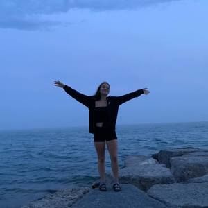 Meet your Posher, Riley